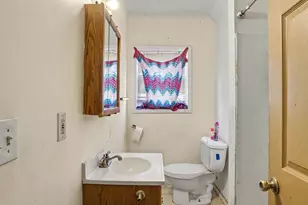 908 W Lapeer St, Lansing, MI 48915 - Photo 11