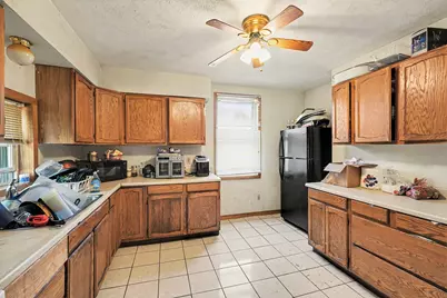 908 W Lapeer Street, Lansing, MI 48915 - Photo 3