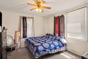 908 W Lapeer St, Lansing, MI 48915 - Photo 7