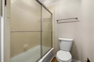 238 Falkirk Ct, Kalamazoo, MI 49006 - Photo 25