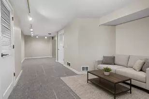 238 Falkirk Ct, Kalamazoo, MI 49006 - Photo 23