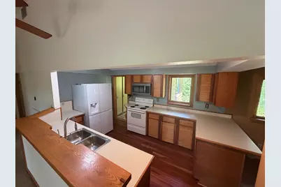 8621 Shirley Court, Portage, MI 49024 - Photo 11