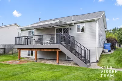2916 Woodglen Street NW, Grand Rapids, MI 49504 - Photo 25
