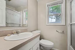 1340 Plainfield Ave NE, Grand Rapids, MI 49505 - Photo 23
