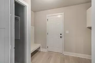 945 Ridgetop Cir, Kalamazoo, MI 49009 - Photo 15