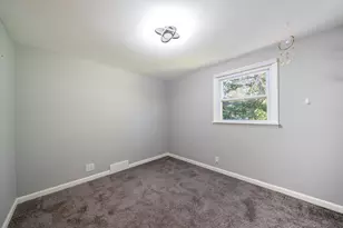 1450 Wesley Ave, Muskegon, MI 49442 - Photo 21