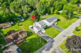 917 E Evergreen St, Greenville, MI 48838 - Photo 51