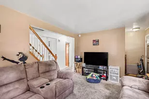 900 40th St SW, Wyoming, MI 49509 - Photo 9