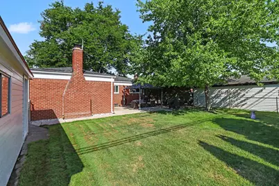 33826 Brookshire Drive, Sterling Heights, MI 48312 - Photo 27
