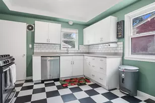 24011 Geneva St, Oak Park, MI 48237 - Photo 11