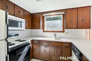 271 Brook Ln Ave, Holland, MI 49423 - Photo 7
