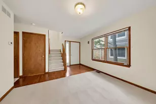 2445 Mulberry Ct, Ann Arbor, MI 48104 - Photo 5