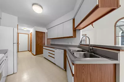 2445 Mulberry Court, Ann Arbor, MI 48104 - Photo 13