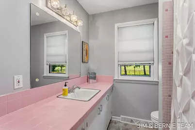345 Harp Street SE, Grand Rapids, MI 49548 - Photo 21