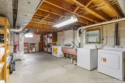 345 Harp Street SE, Grand Rapids, MI 49548 - Photo 31