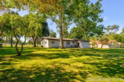 345 Harp Street SE, Grand Rapids, MI 49548 - Photo 39