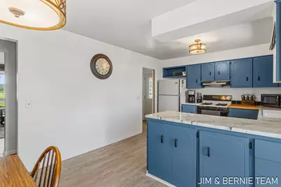345 Harp Street SE, Grand Rapids, MI 49548 - Photo 13
