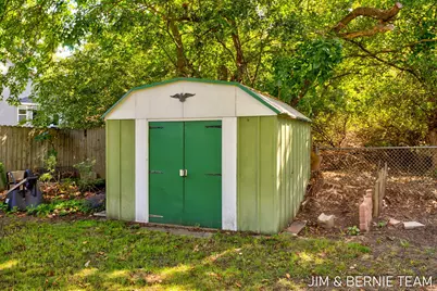 345 Harp Street SE, Grand Rapids, MI 49548 - Photo 41