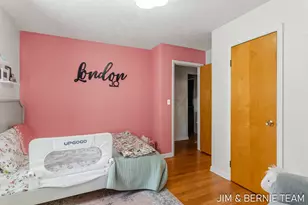 345 Harp St SE, Grand Rapids, MI 49548 - Photo 17