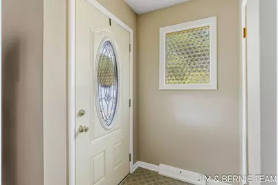 345 Harp Street SE, Grand Rapids, MI 49548 - Photo 5
