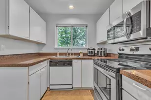 20829 Orchard Lake Rd, Farmington Hills, MI 48336 - Photo 11
