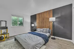 20829 Orchard Lake Rd, Farmington Hills, MI 48336 - Photo 19