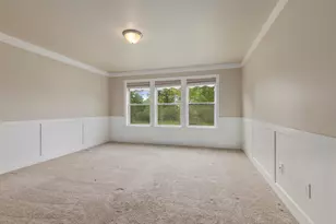 6605 Moss Lake Dr, Hudsonville, MI 49426 - Photo 9