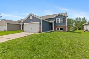6605 Moss Lake Dr, Hudsonville, MI 49426 - Photo 1
