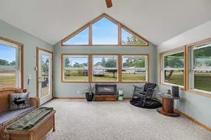 321 Wright St, Cadillac, MI 49601 - Photo 13