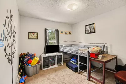 321 Wright Street, Cadillac, MI 49601 - Photo 17