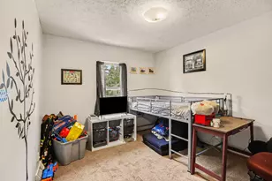 321 Wright St, Cadillac, MI 49601 - Photo 17