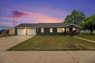 321 Wright St, Cadillac, MI 49601 - Photo 1