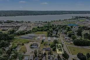 321 Wright St, Cadillac, MI 49601 - Photo 43
