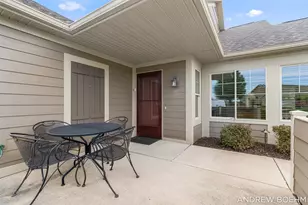 1220 Waterwalk Dr, Holland, MI 49423 - Photo 31