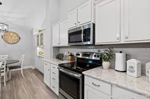 1220 Waterwalk Dr, Holland, MI 49423 - Photo 9