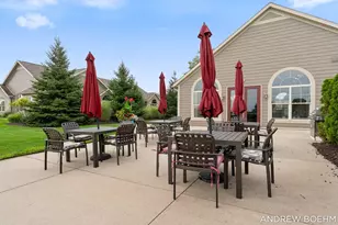 1220 Waterwalk Dr, Holland, MI 49423 - Photo 51