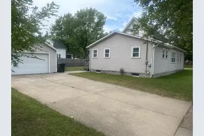283 W Forest Avenue, Muskegon, MI 49441 - Photo 3