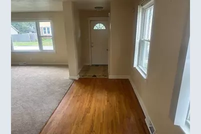283 W Forest Avenue, Muskegon, MI 49441 - Photo 11