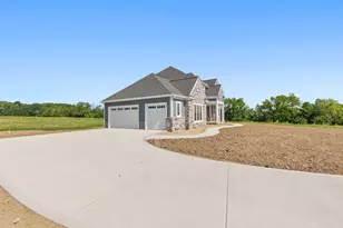 3321 Hideaway Dr SE, Caledonia, MI 49316 - Photo 5
