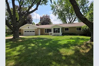 1970 S Valleyview Drive, Saint Joseph, MI 49085 - Photo 1