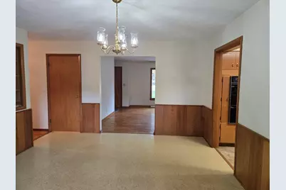 1970 S Valleyview Drive, Saint Joseph, MI 49085 - Photo 3