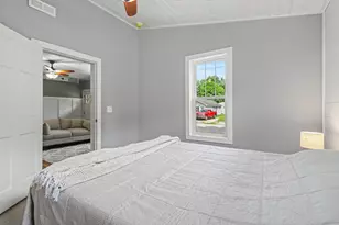 308 E Broadway St, Scottville, MI 49454 - Photo 17