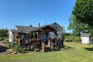 8279 Cronk Hwy, Bellevue, MI 49021 - Photo 13