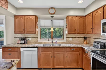 2827 Florence Drive SW, Wyoming, MI 49418 - Photo 11