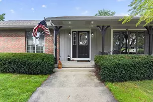 2827 Florence Dr SW, Wyoming, MI 49418 - Photo 5