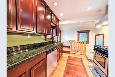 3918 Mapleleaf Road, Waterford, MI 48328 - Photo 7