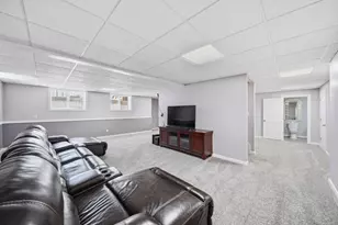 1245 Berkshire Ct, Adrian, MI 49221 - Photo 31