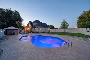 1245 Berkshire Ct, Adrian, MI 49221 - Photo 61