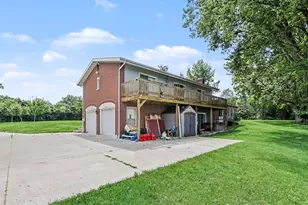 5036 Anderson Dr, Coloma, MI 49038 - Photo 5