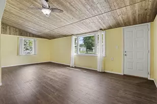 237 24th St N, Battle Creek, MI 49037 - Photo 5